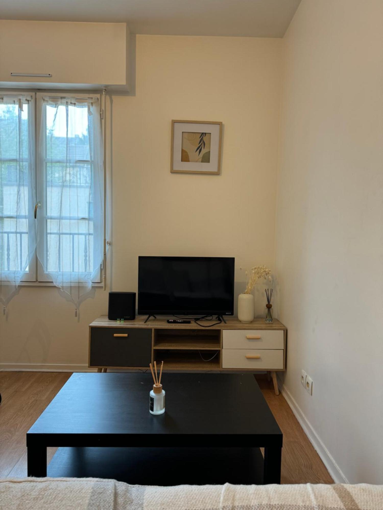 Studio Ideal Gare & Centre-Ville Conflans-Sainte-Honorine Exteriör bild